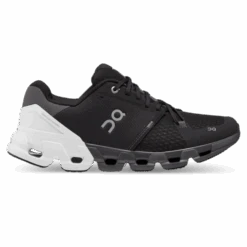 On Men’s Cloudflyer 4 (Black/White)