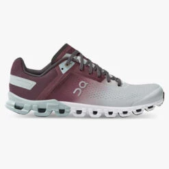 On Women’s Cloudflow 3 (Mulberry/Mineral)